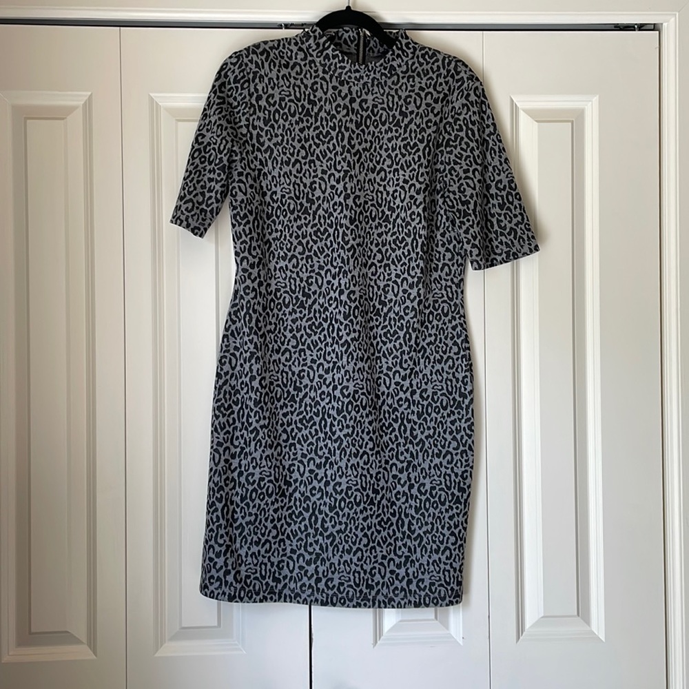 Dress, Tribal Femme, size M, Animal Print, knit